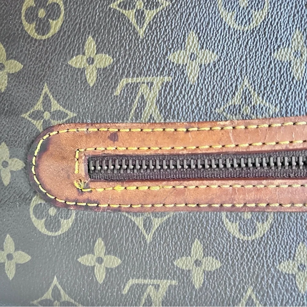 Louis Vuitton Vintage 80s Monogram Document Folding Laptop Portfolio Clutch